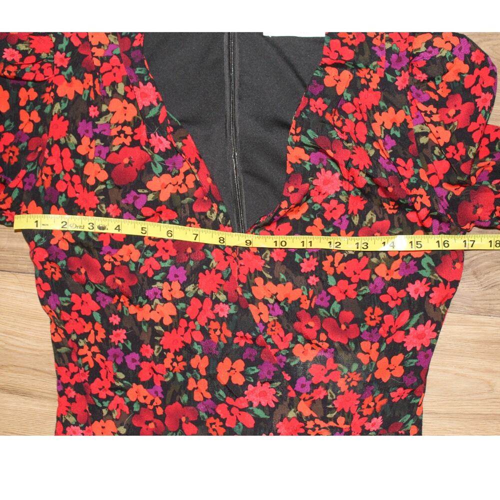 ASTR The Label Floral Sheer Long Sleeve Bodysuit Black Red Women's Small - Picture 4 of 6